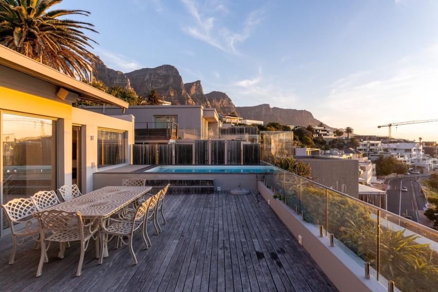 3 Bedroom Property for Sale in Camps Bay Western Cape